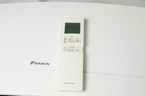 Настенный кондиционер сплит-система Daikin FTXJ25MW/RXJ25M инвертор