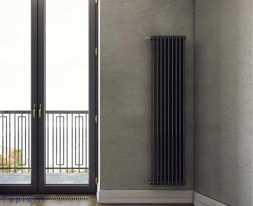 Zehnder Charleston 2180/06 секций №1270 3/4" RAL 9217 боковое подключение черный матовый